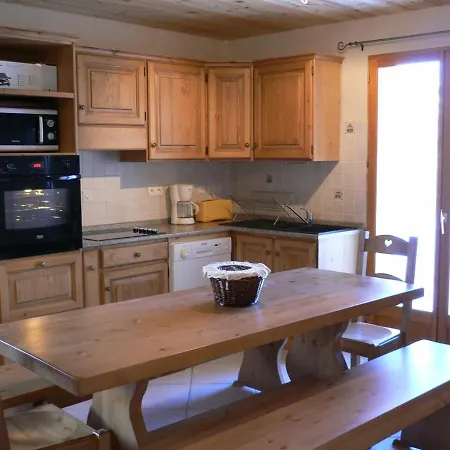 Triplex 5 Pieces, 10 Pers, Nord-est, A 1,6km Du Centre De Valloire, 3* De France - Fr-1-263-187 Apartment *
