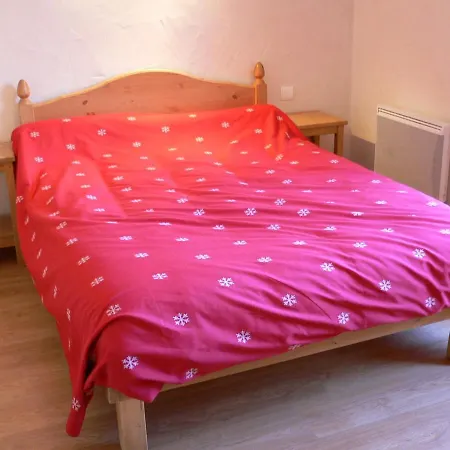 Triplex 5 Pieces, 10 Pers, Nord-est, A 1,6km Du Centre De Valloire, 3* De France - Fr-1-263-187